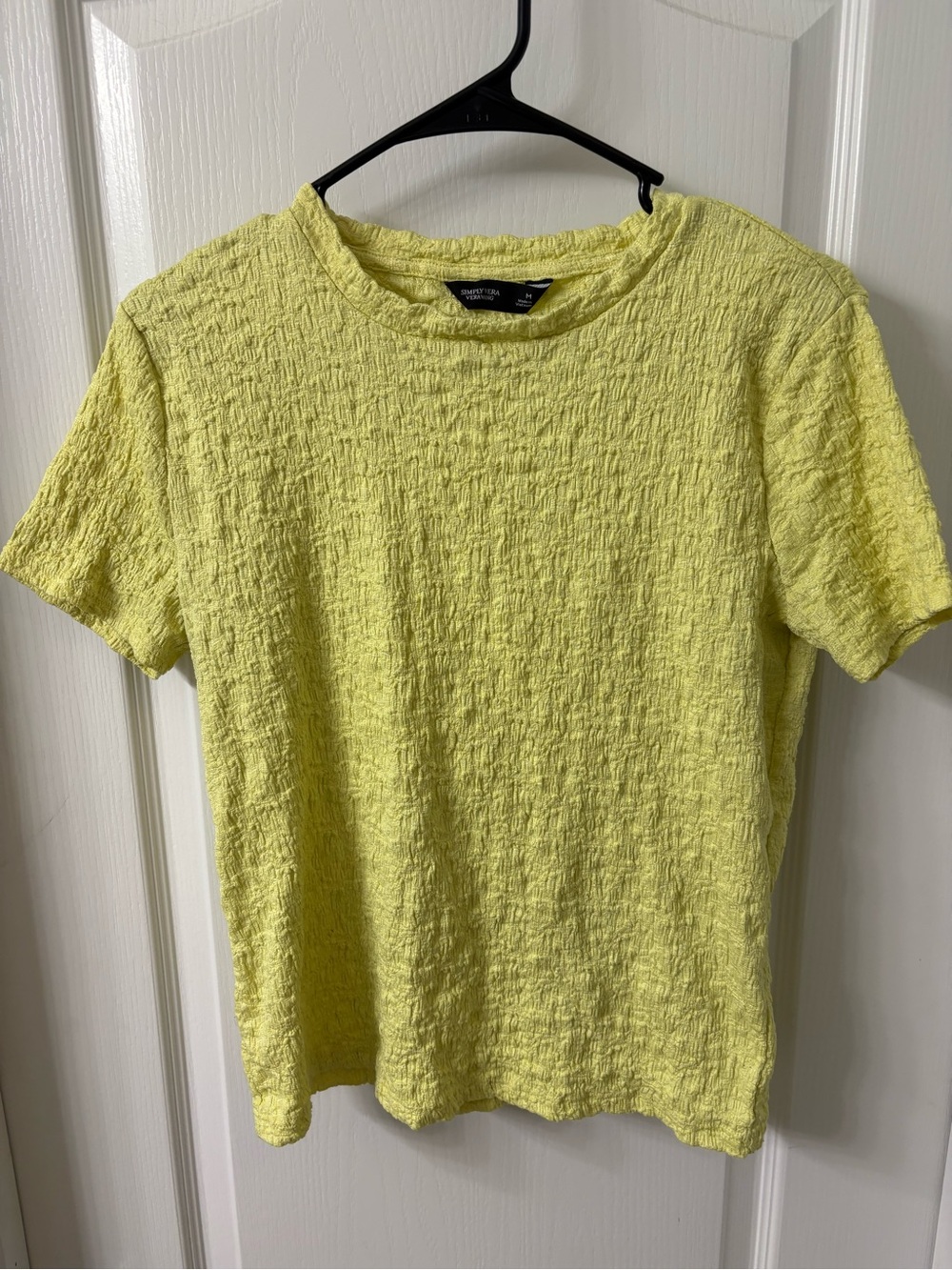 Simply Vera Vera Wang Textured Yellow Short Sleeve Top Women's M